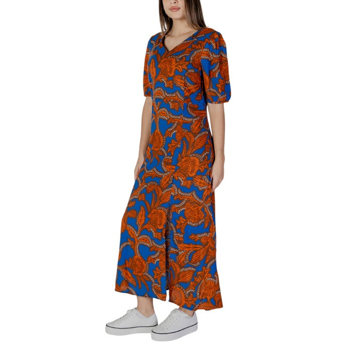 B.young Women Dress