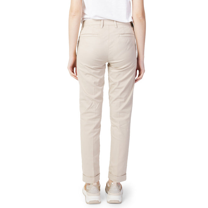 Blauer Women Trousers