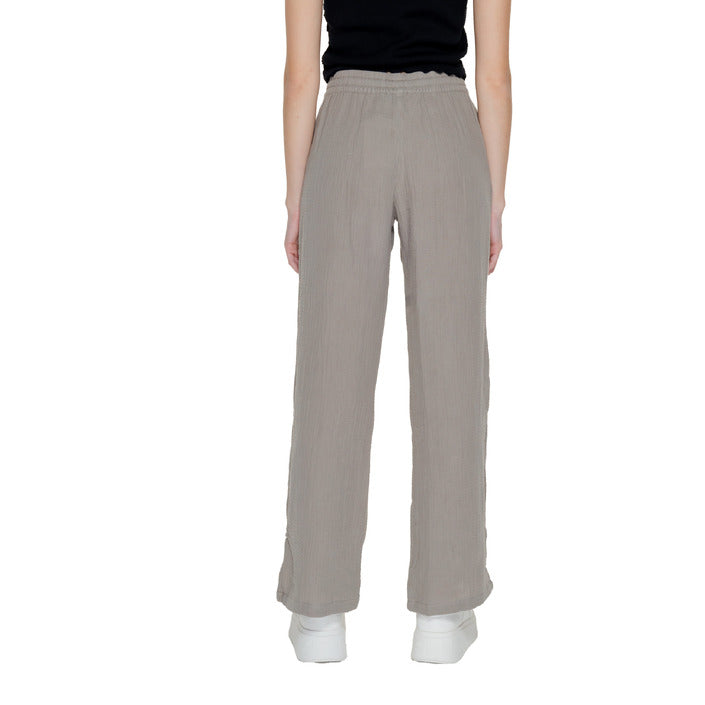 Jacqueline De Yong Women Trousers