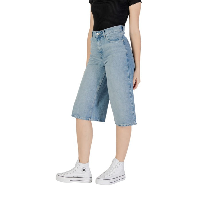 Only Women Short