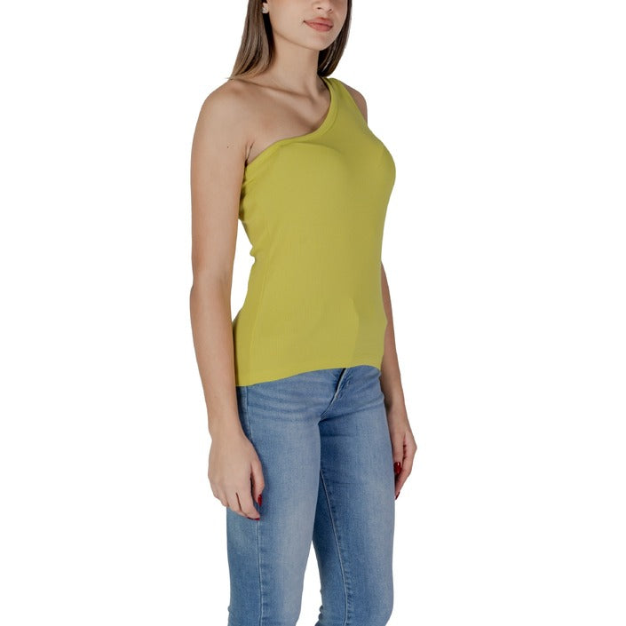 B.young Women Undershirt