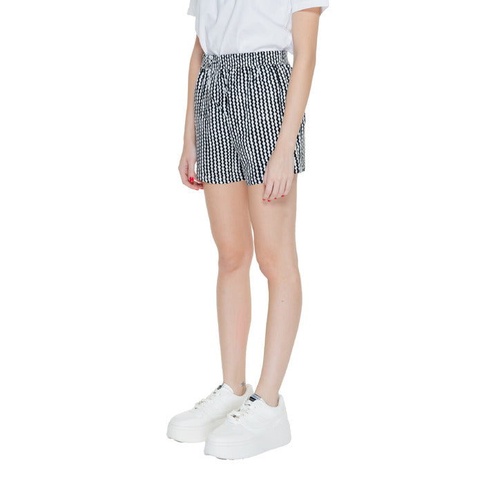Only Women Short