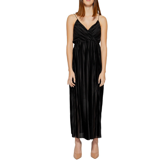 Only Women Dress