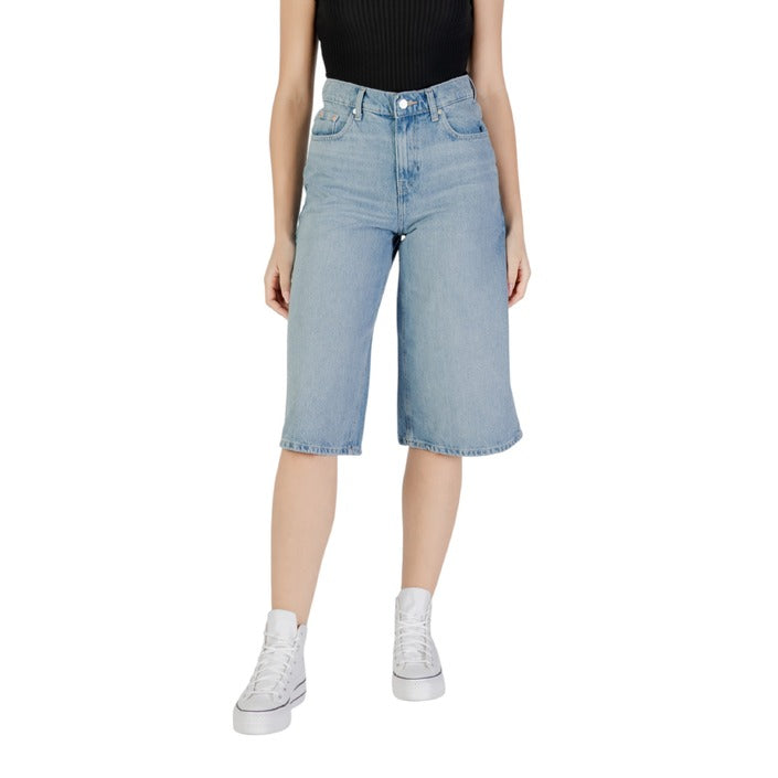 Only Women Short