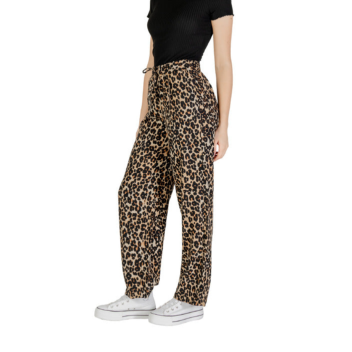Vero Moda Women Trousers