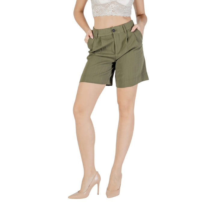 Only Women Short