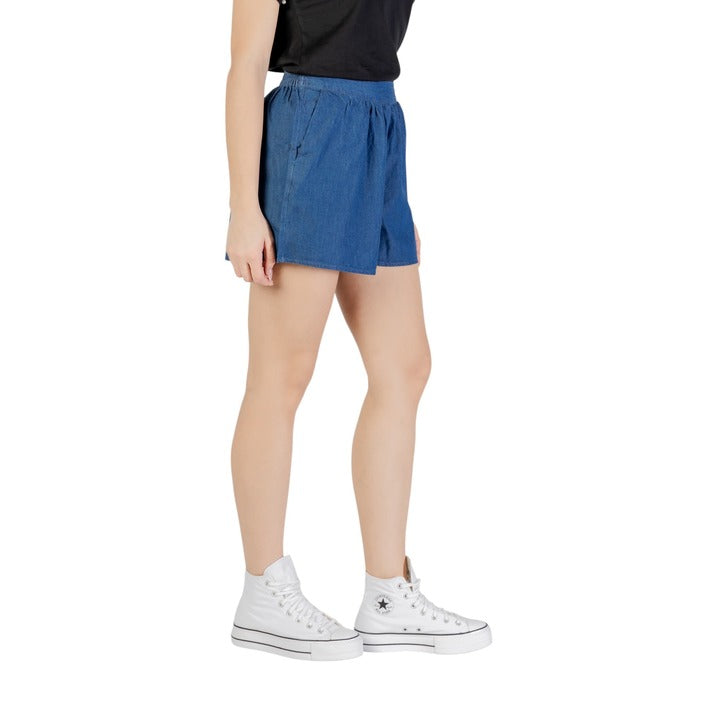 Only Women Short