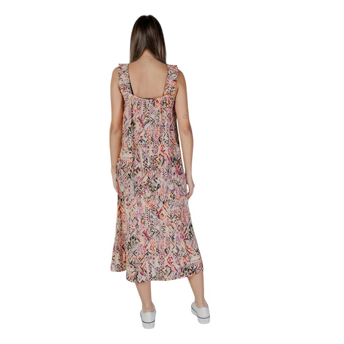 B.young Women Dress