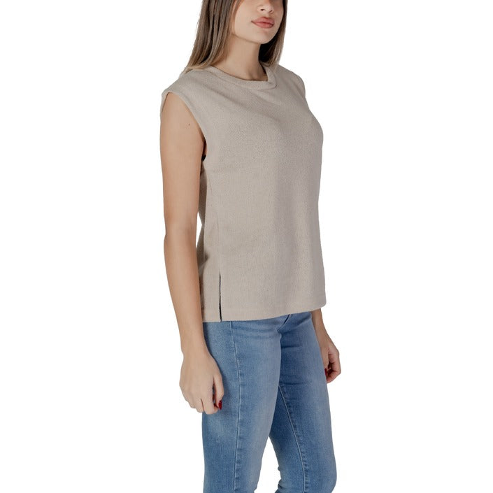 B.young Women Undershirt