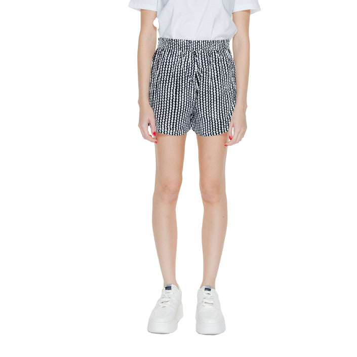 Only Women Short