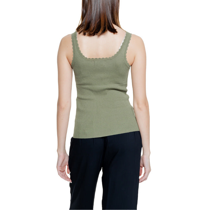 Only Women Undershirt