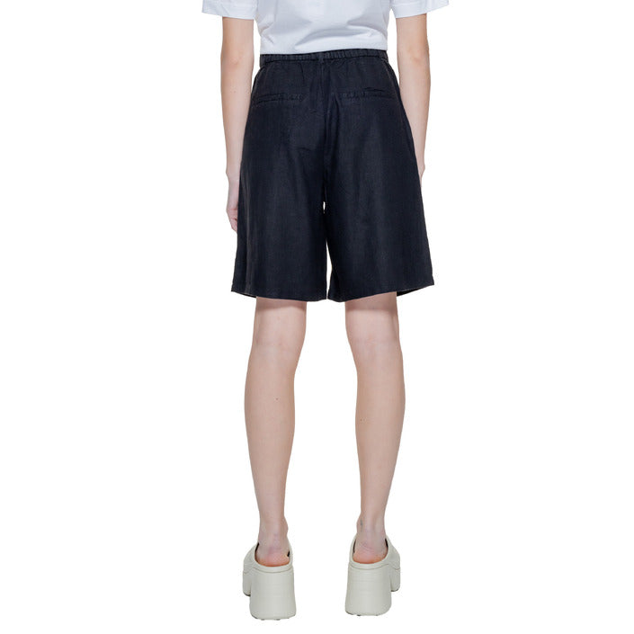 Only Women Short
