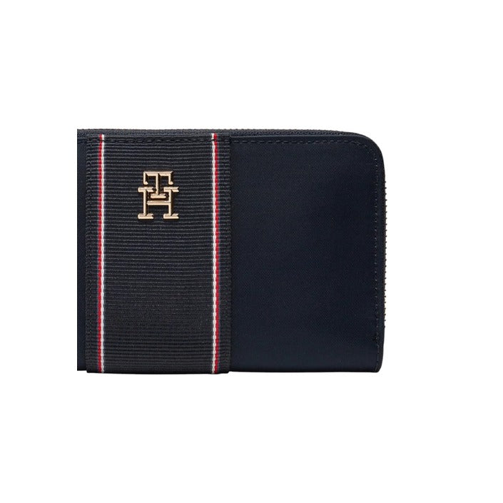 Tommy Hilfiger Women Wallet