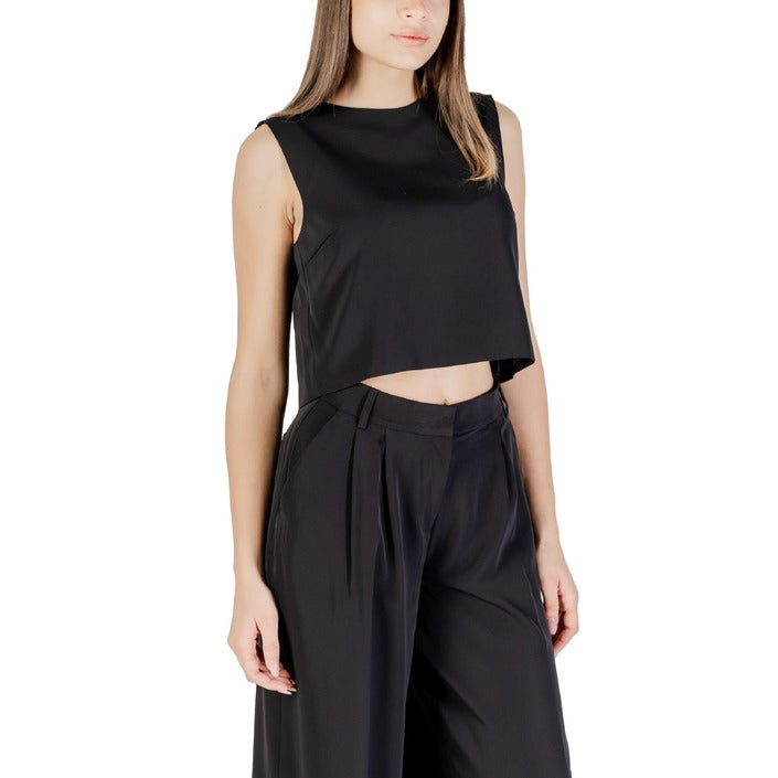 Only Women Top