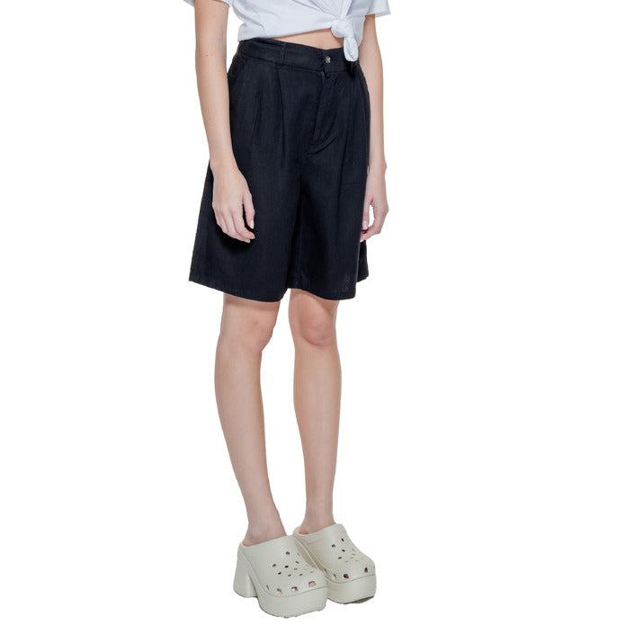 Only Women Short