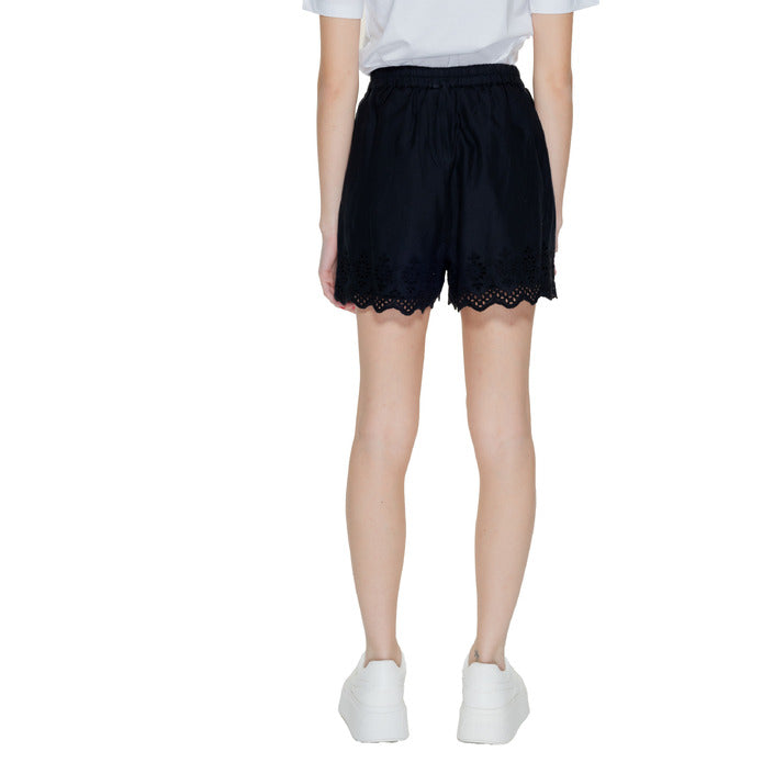 Only Women Short