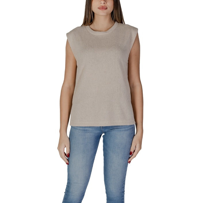 B.young Women Undershirt