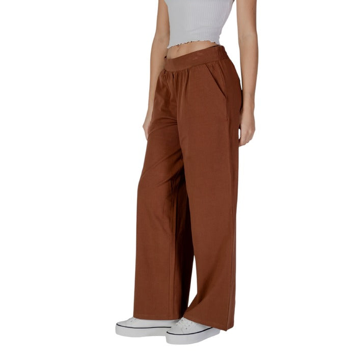 B.young Women Trousers