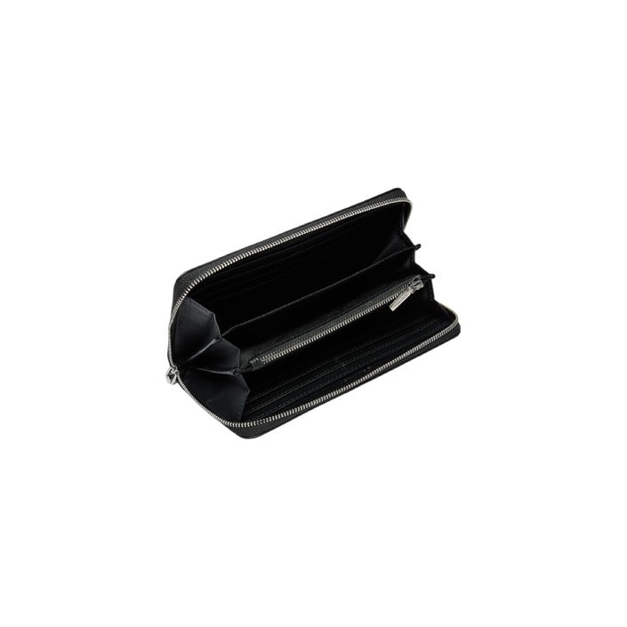 Calvin Klein Women Wallet
