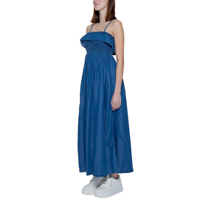 Only Women Dress