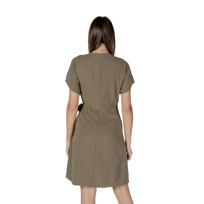 B.young Women Dress