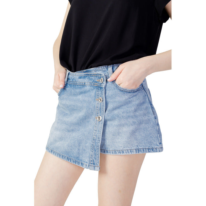 Only Women Short