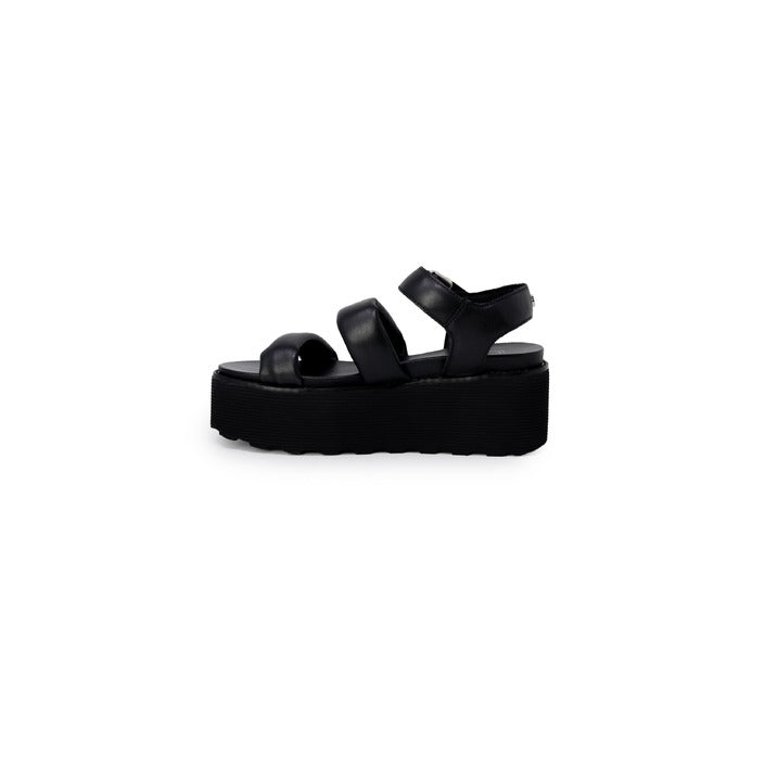 Cult Women Sandals