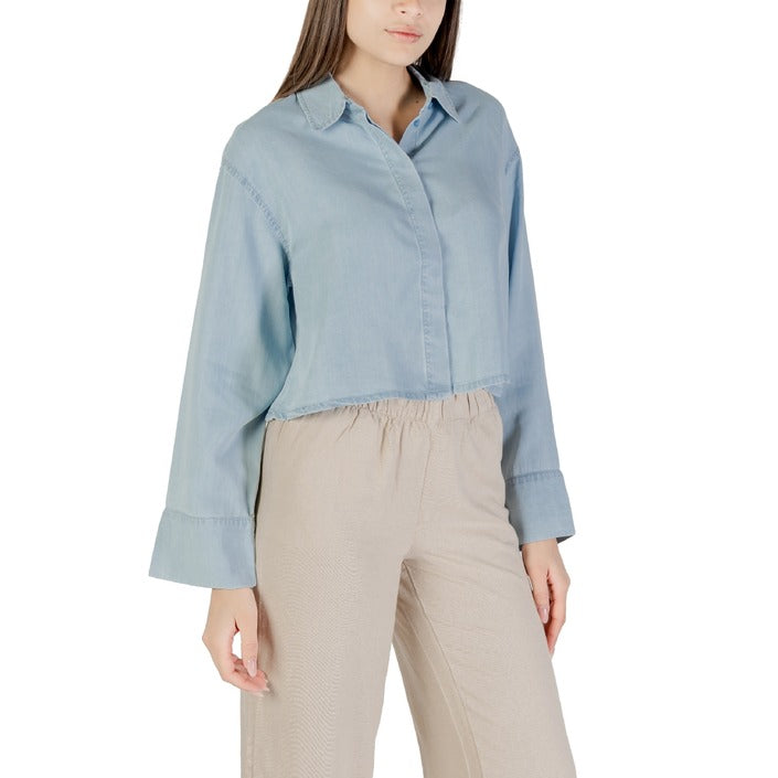 Only Women Shirt