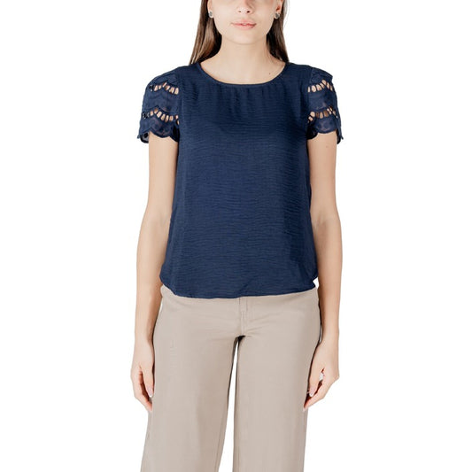Jacqueline De Yong  Women T-Shirt