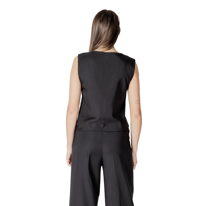 Ichi  Women Gilet
