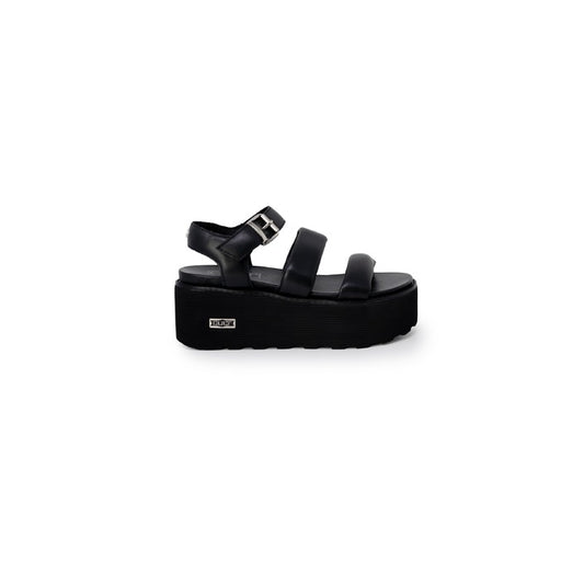 Cult Women Sandals