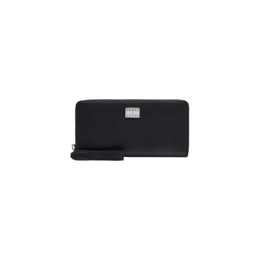 Tommy Hilfiger  Women Wallet