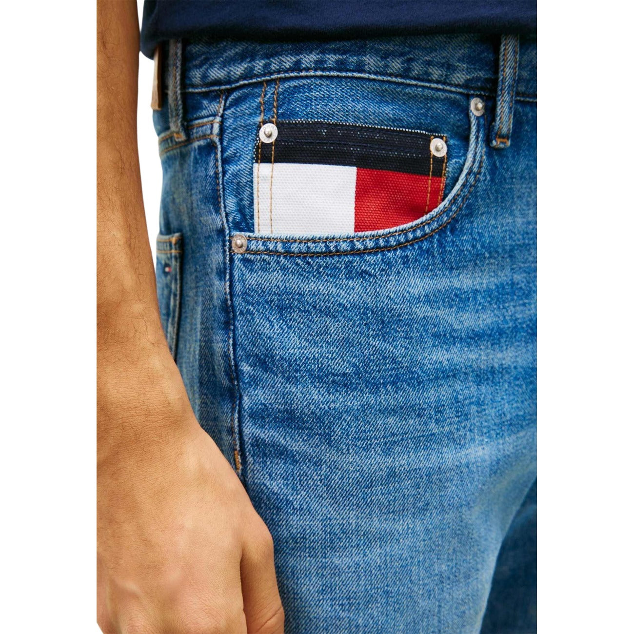Tommy Hilfiger Jeans - Tommy Hilfiger Jeans Men Shorts
