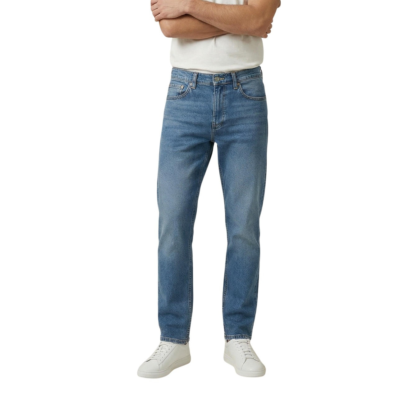 Front view of blue jeans featuring a slim fit and five pockets on a white background