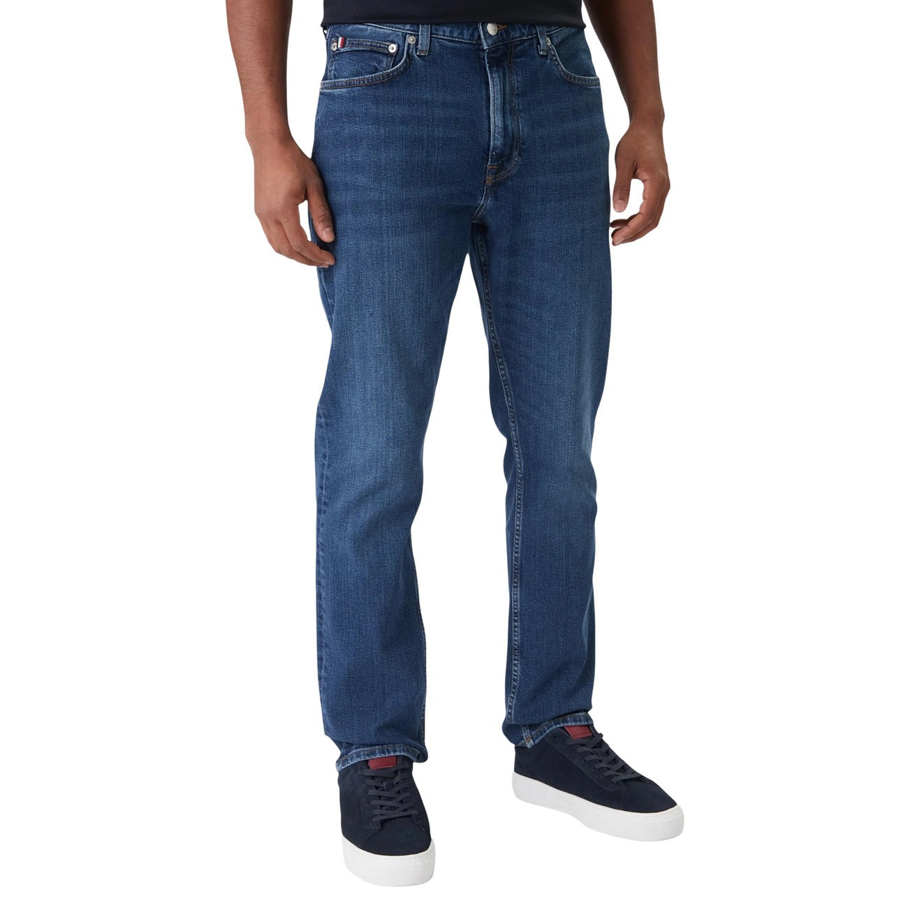 Front view of blue jeans featuring a straight fit and five pockets.