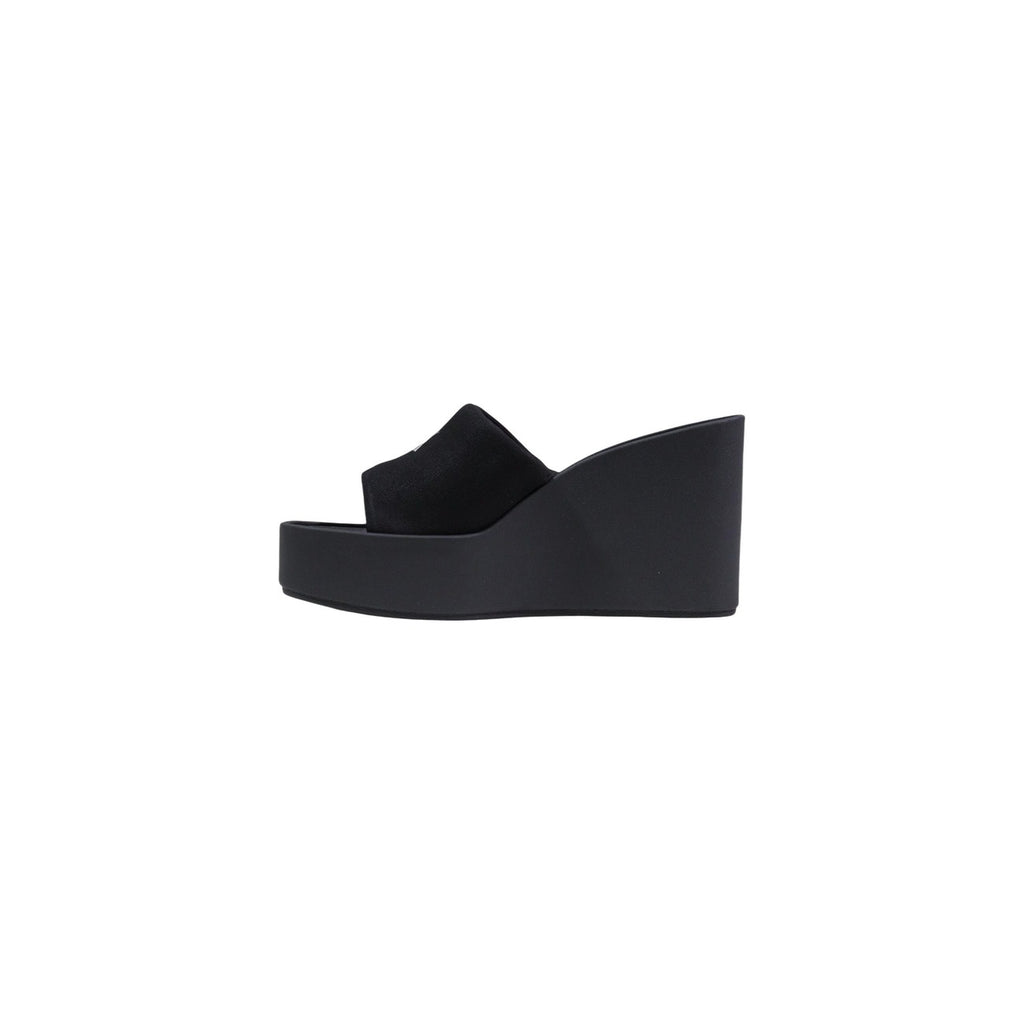 Calvin Klein - Calvin Klein Women Slippers