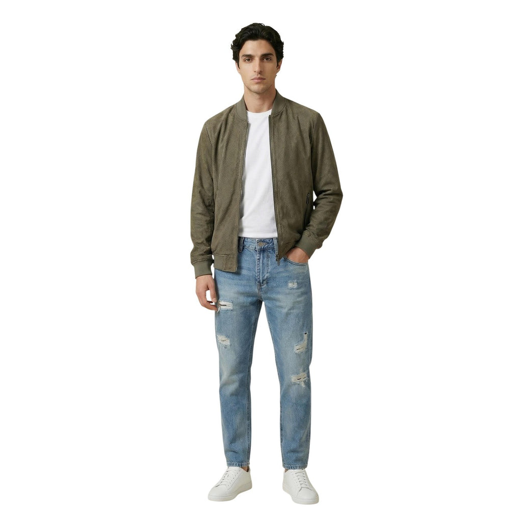 Lifestyle shot of a man in a green Yos jacket with zipper closure, featuring casual style against a white background.
