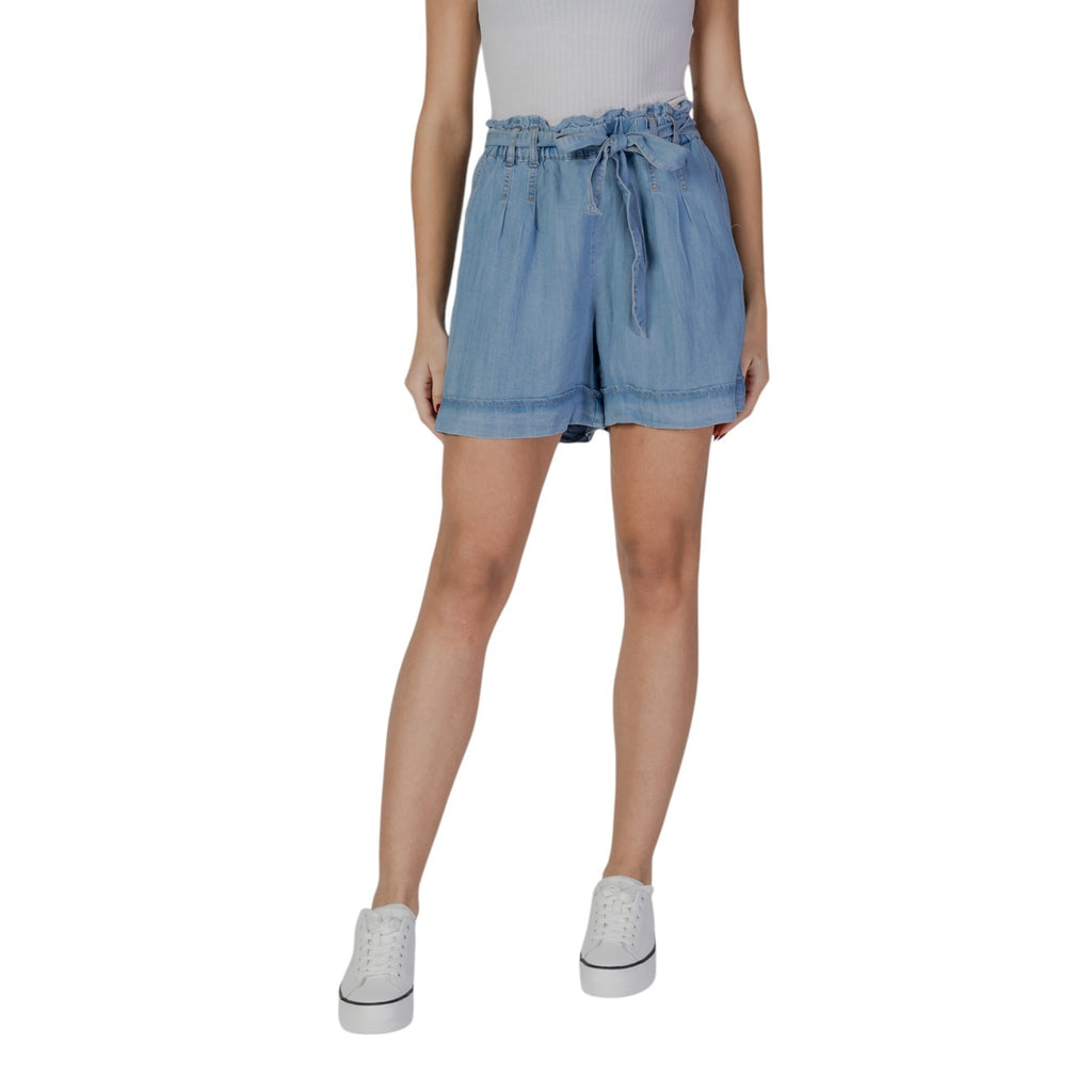 B.young - B.young  Women Short