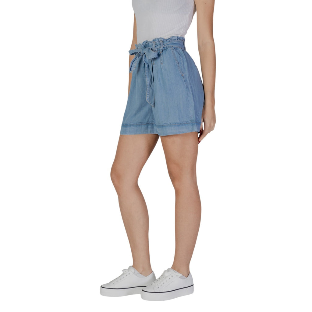 B.young - B.young  Women Short