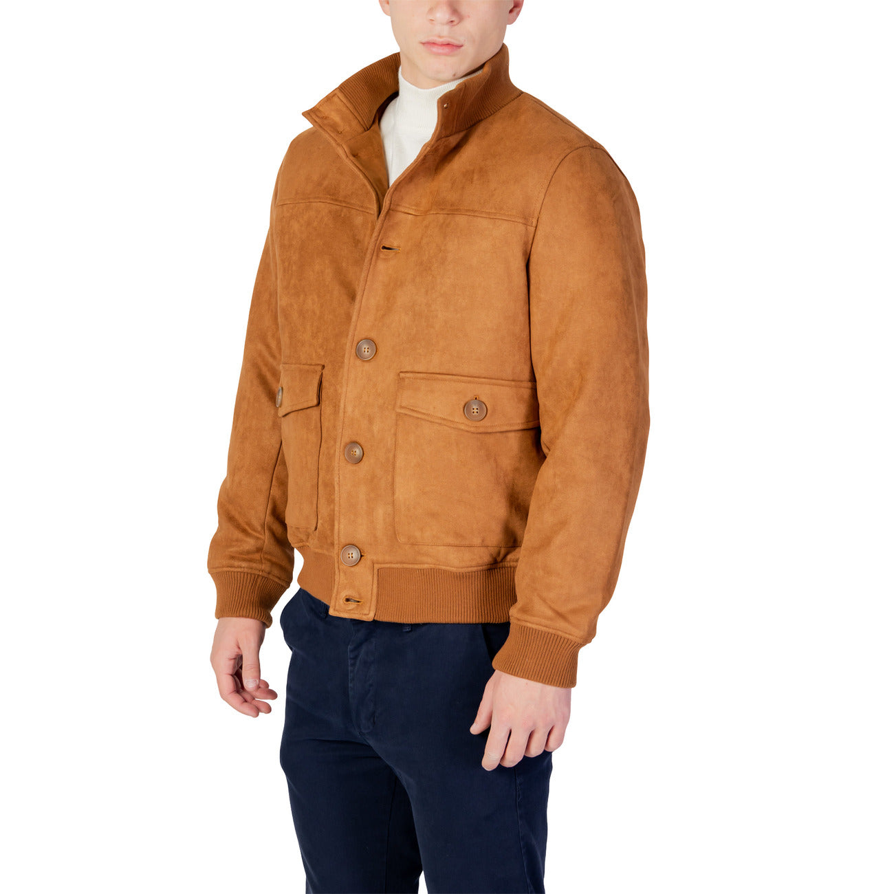 Side view of the beige Yos men's blazer with button fastening and front pockets.