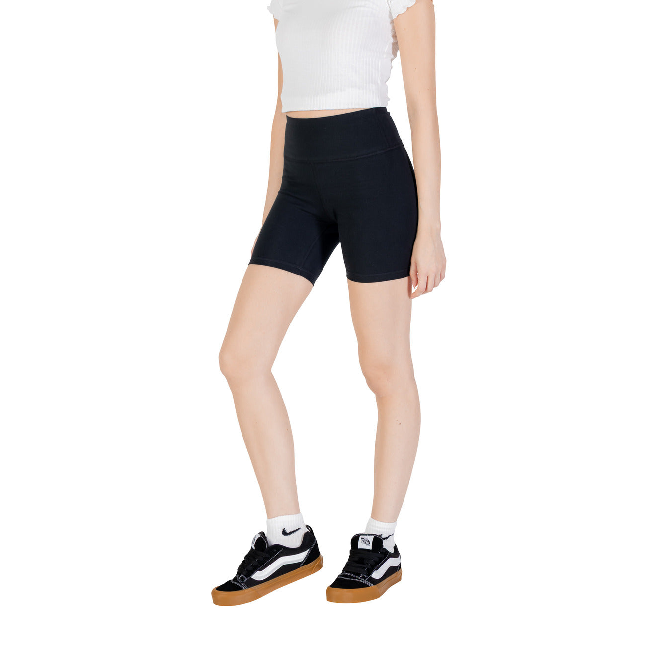 Converse  Women Short