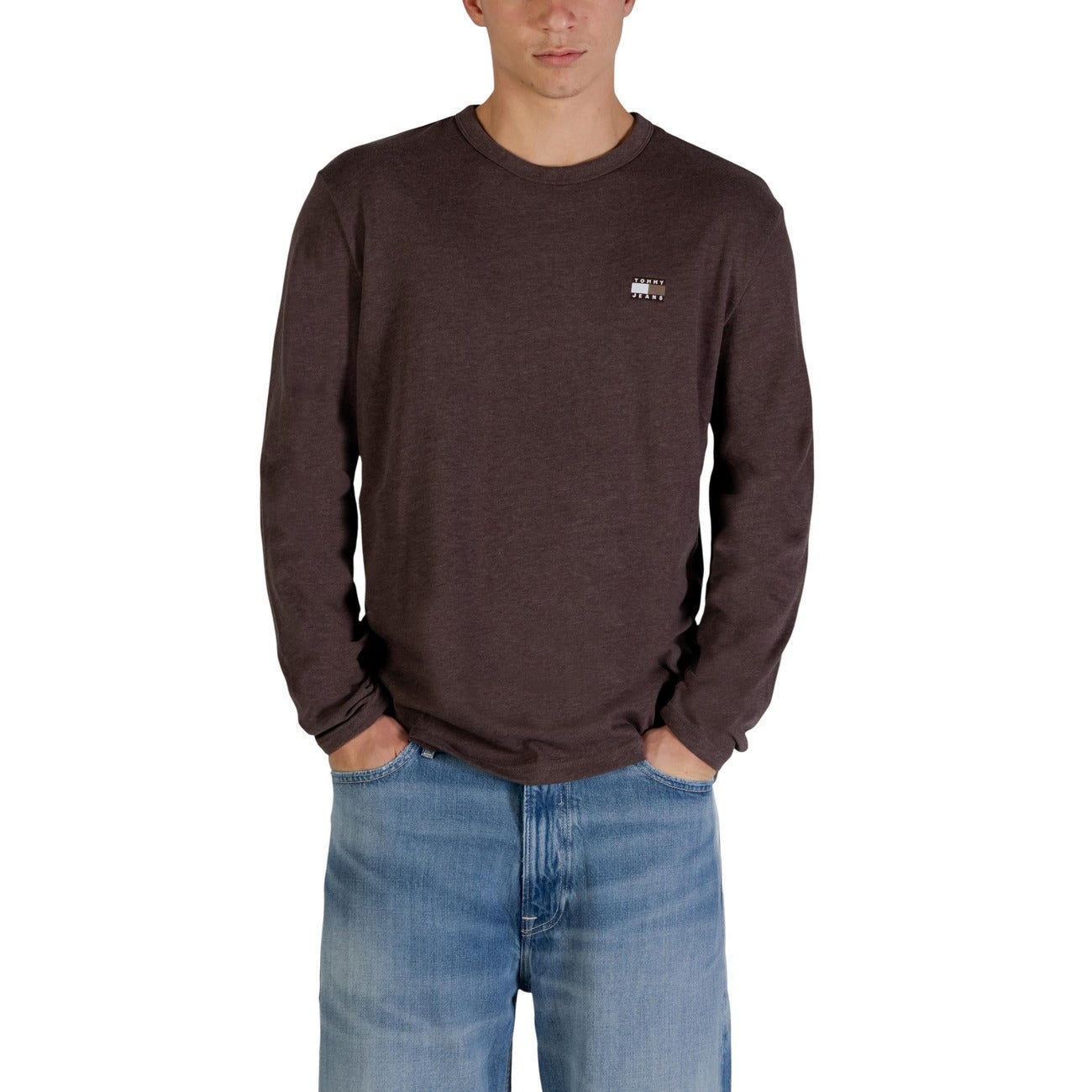 Tommy Hilfiger Jeans Men Knitwear Organic Cotton Brown – front view, round neck, long sleeves