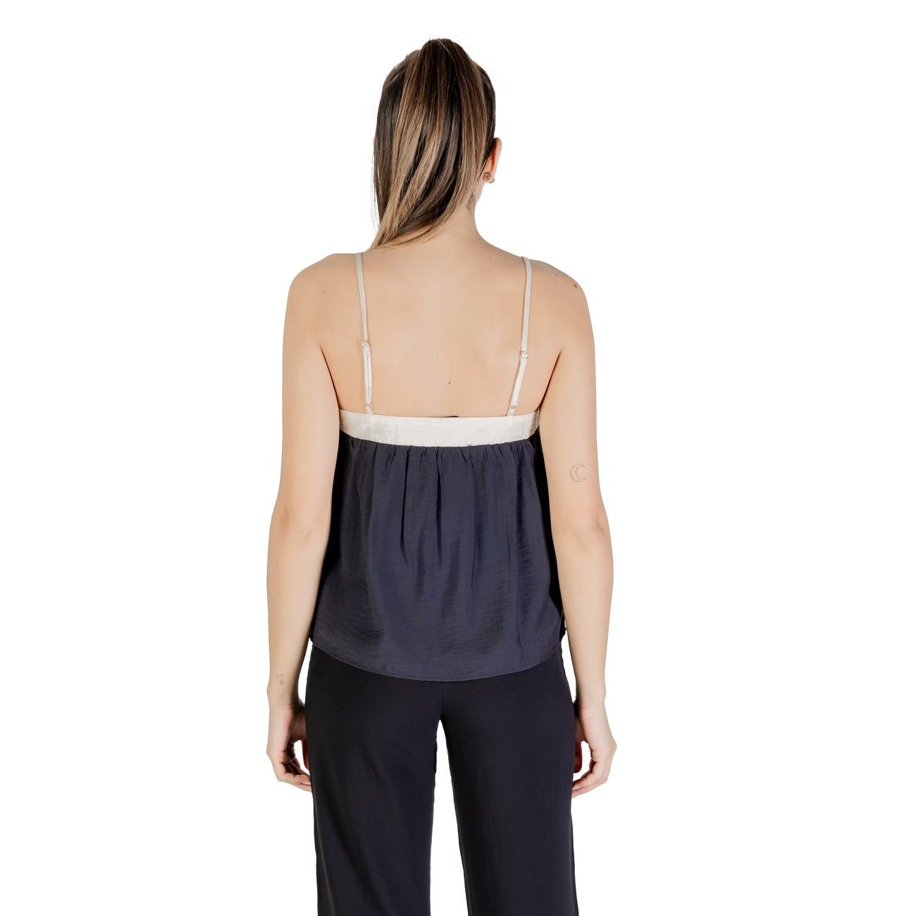 Vero Moda - Vero Moda  Women Top