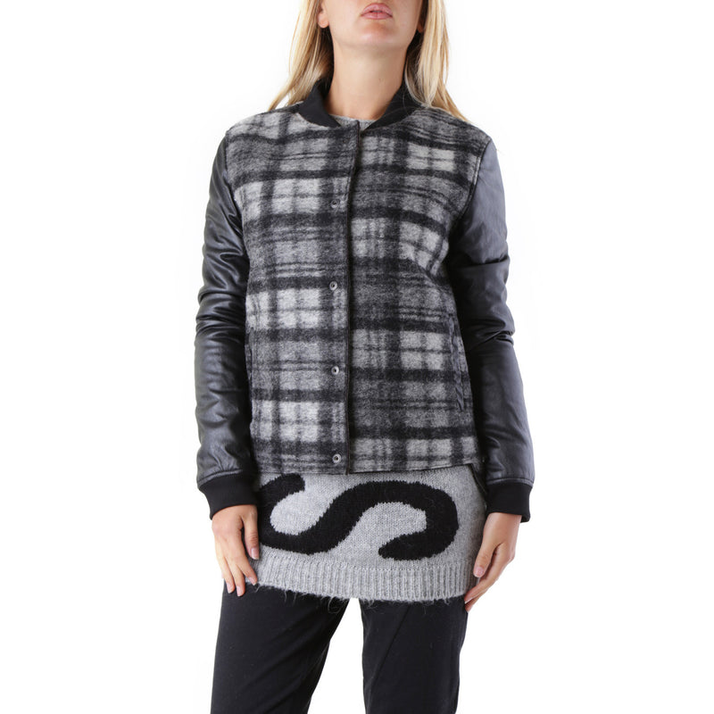 525 Women's Wool Blend Blazer in Black – front view