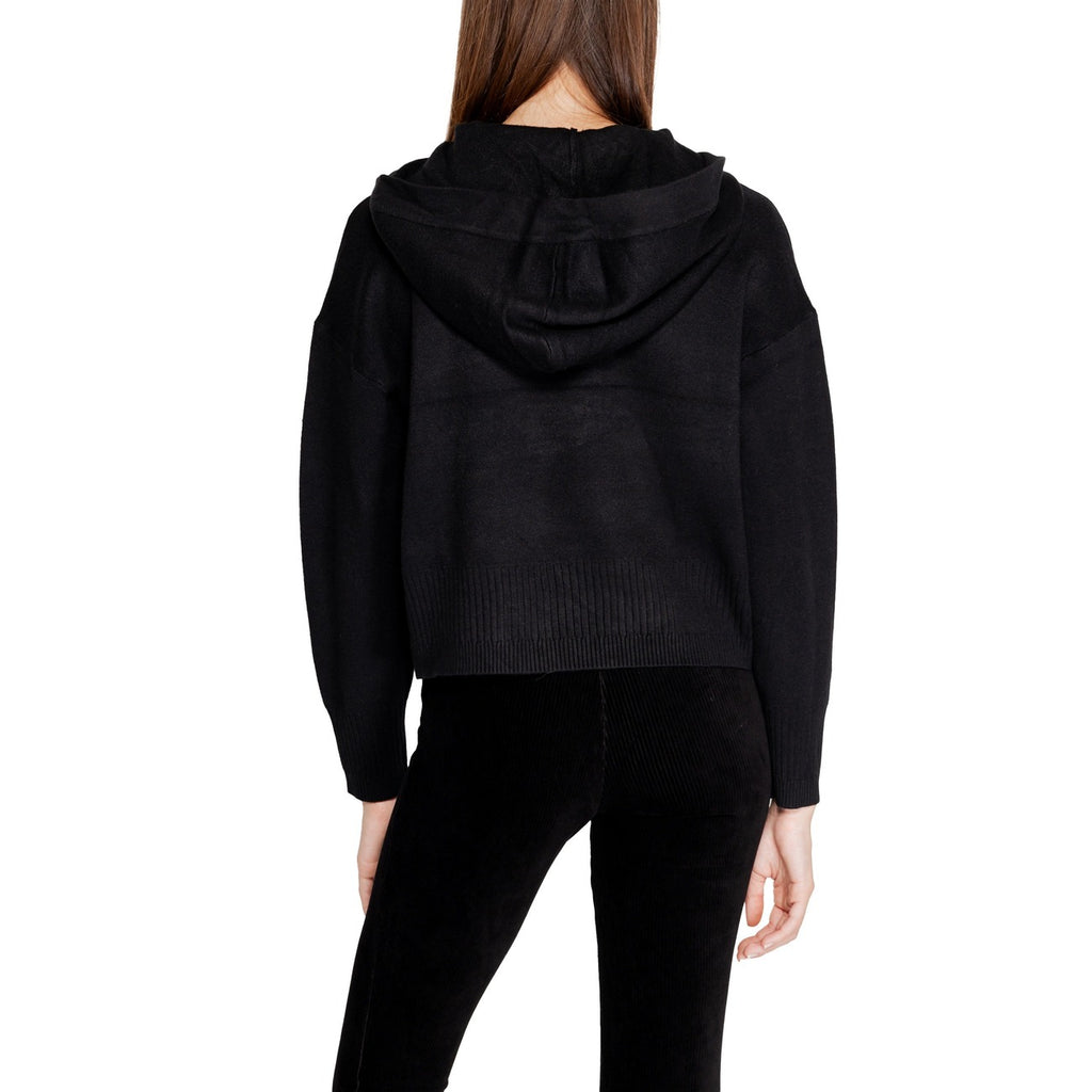 Vero Moda  Women Knitwear
